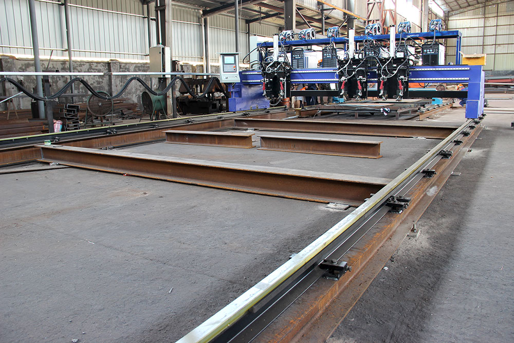 各大經銷商參觀了東方巨龍衡器的新設備廠房